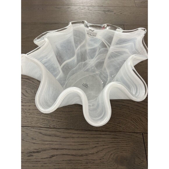 Murano Glass Italy James Wavy Winter White Decorative Bowl w/tags - Picture 5 of 13